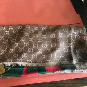 Gorgeous GG scarf